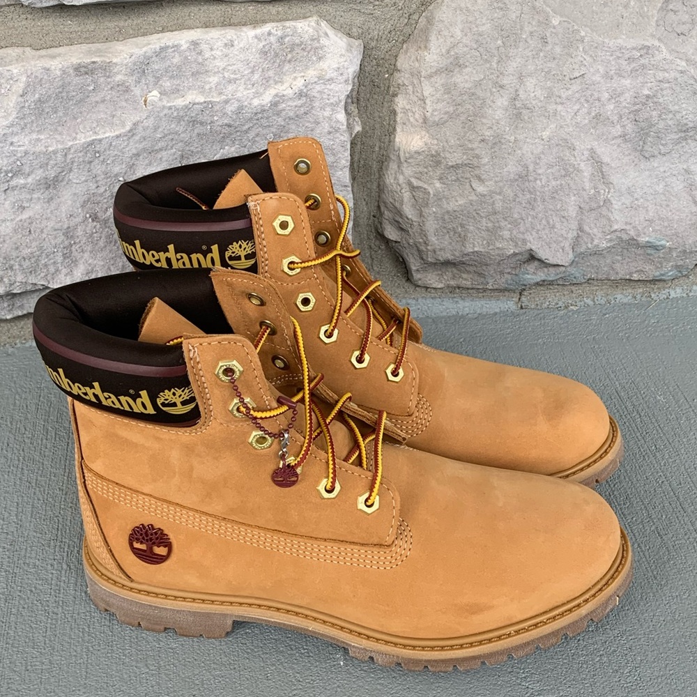 Timberland Women's Premium 6-Inch Logo Collar Boot - Picture 11 of 14